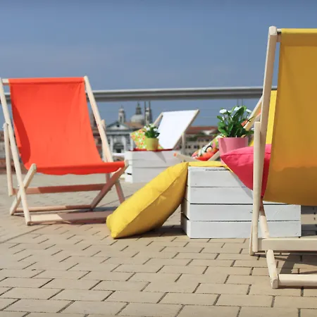 Hostel Sunny Terrace *